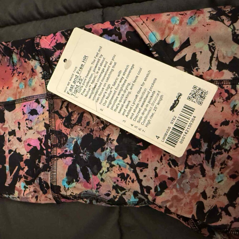 NWT Size 4 Lululemon Fast and Free HR 25"
